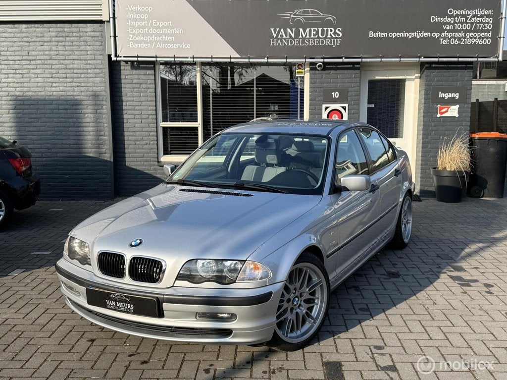 BMW 3-serie 316i Executive, 1e eigenaar, Km NAP, apk 05-2027, Auto's, BMW, 4 cilinders, Origineel Nederlands, Bedrijf, Handgeschakeld