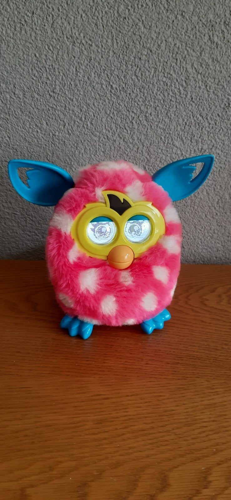 Furby Roze met Witte Stippen - Interactief Speelgoed, Overige merken, Overige karakters, Overige typen, Ophalen of Verzenden