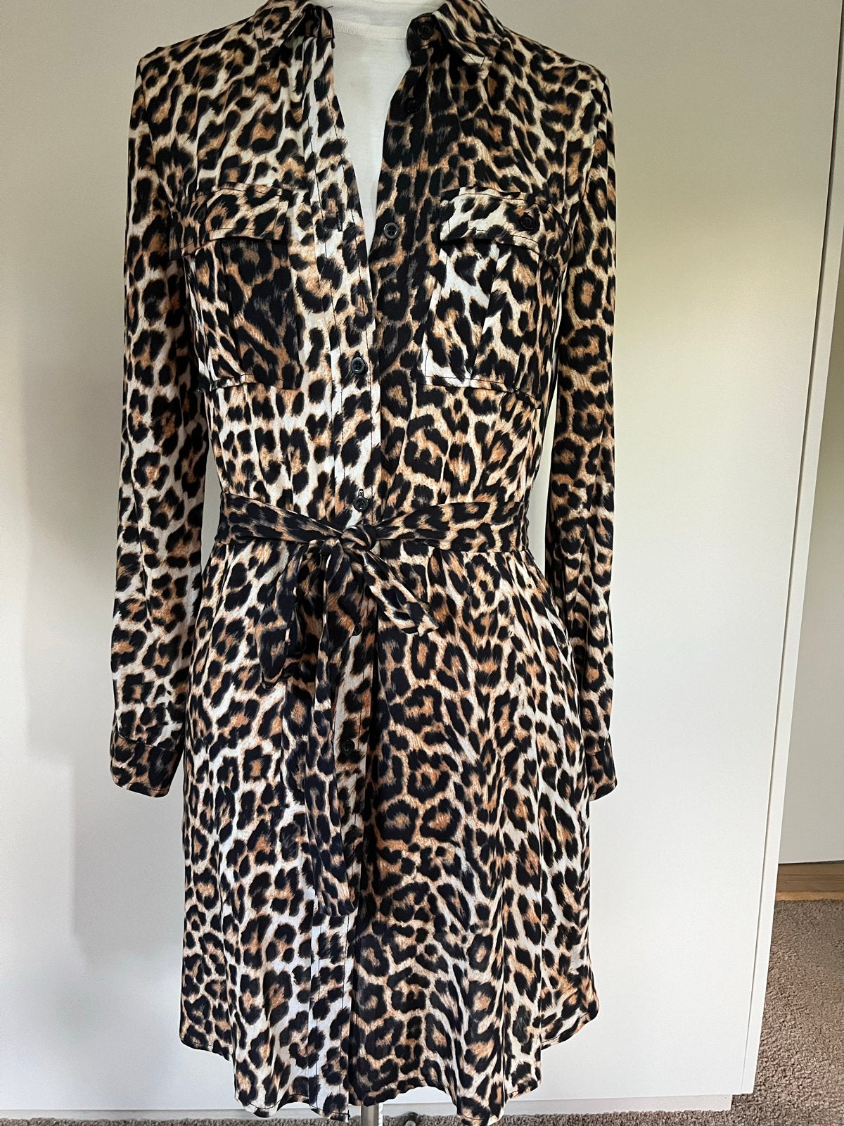 Doorknoop jurk met luipaardprint - Ambika Trend, Maat 38/40 (M), Meerkleurig, Ophalen of Verzenden, Knielengte