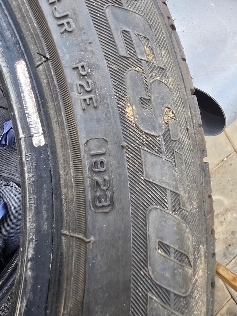 Set Bridgestone Dueler HP Sportbanden 225/50 R17, Auto-onderdelen, Banden en Velgen, Ophalen of Verzenden