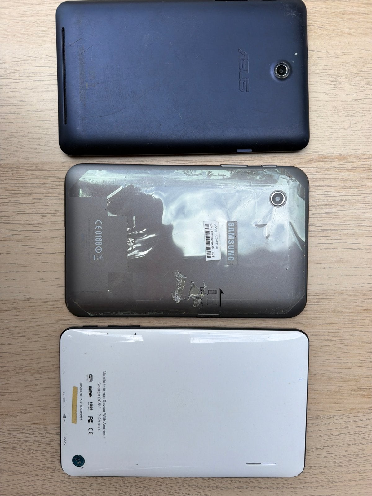 Partij van 3 tablets: ASUS, Samsung en onbekend merk, Gebruikt, Ophalen of Verzenden, Wi-Fi, 7 inch of minder