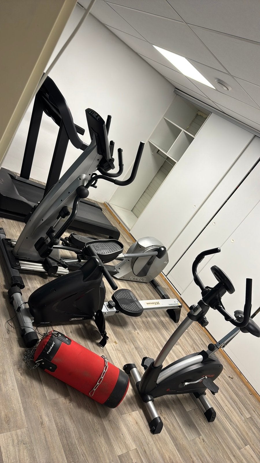4 stuks - roei, stepper, hometrainer, loopband 500 euro, Sport en Fitness, Ophalen, Gebruikt, Overige typen
