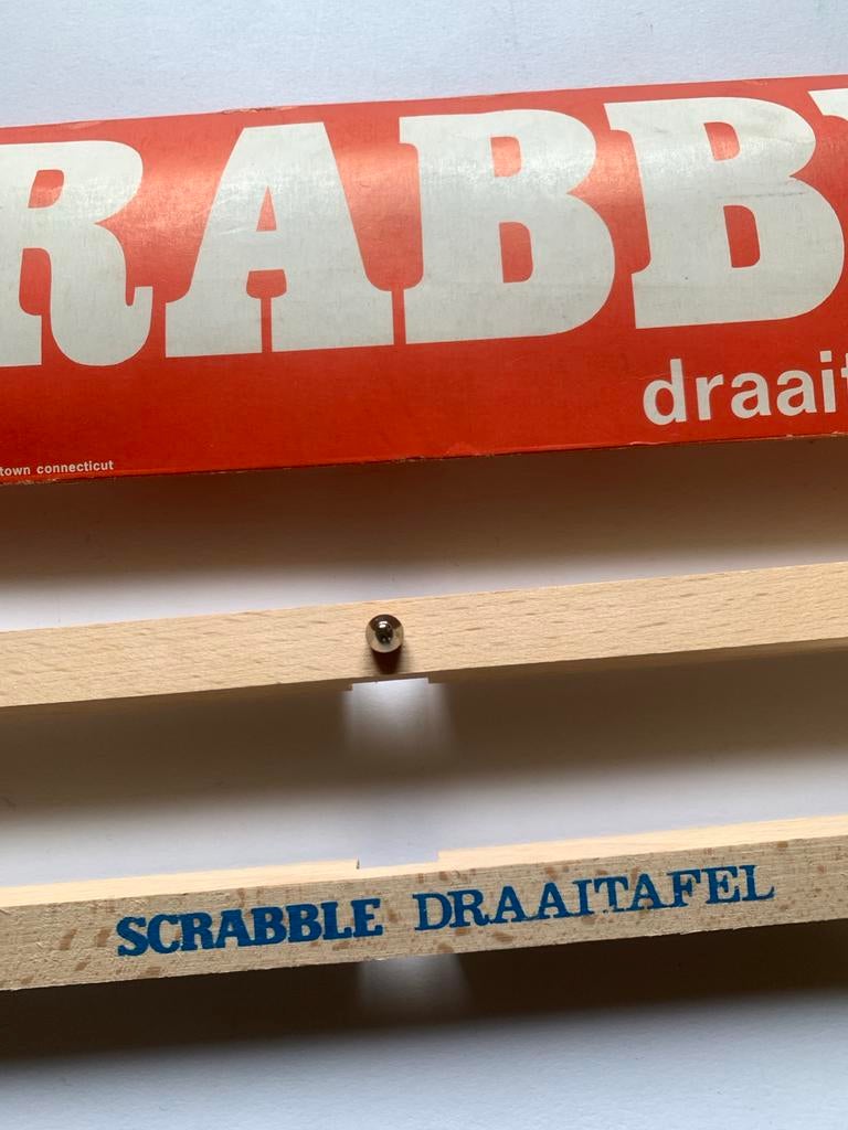 Vintage SIO Scrabble Draaitafel hout Handig voor Spelavonden, Hobby en Vrije tijd, Gezelschapsspellen | Bordspellen, Drie of vier spelers