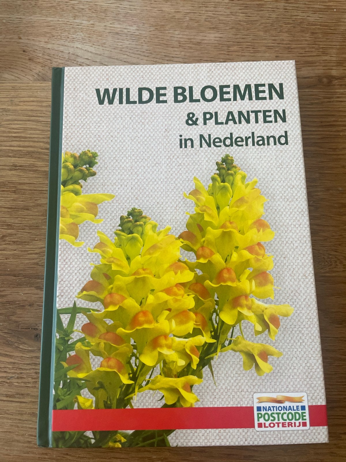Wilde Bloemen & Planten in Nederland - Natuurgids, Ophalen of Verzenden, Zo goed als nieuw, Bloemen, Planten en Bomen