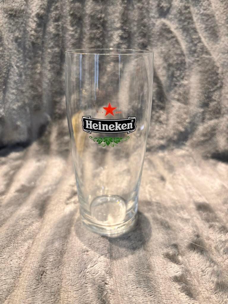 Heineken bierglas - Zo goed als nieuw, Ophalen of Verzenden, Zo goed als nieuw, Glas of Glazen, Heineken