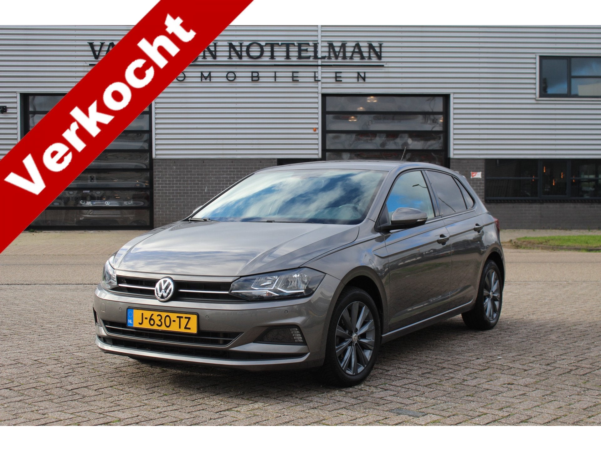 Volkswagen Polo 1.0 TSI Highline / Carplay / Automaat / Stoe, Automatische klimaatregeling, Stof, Gebruikt, Met garantie (alle)