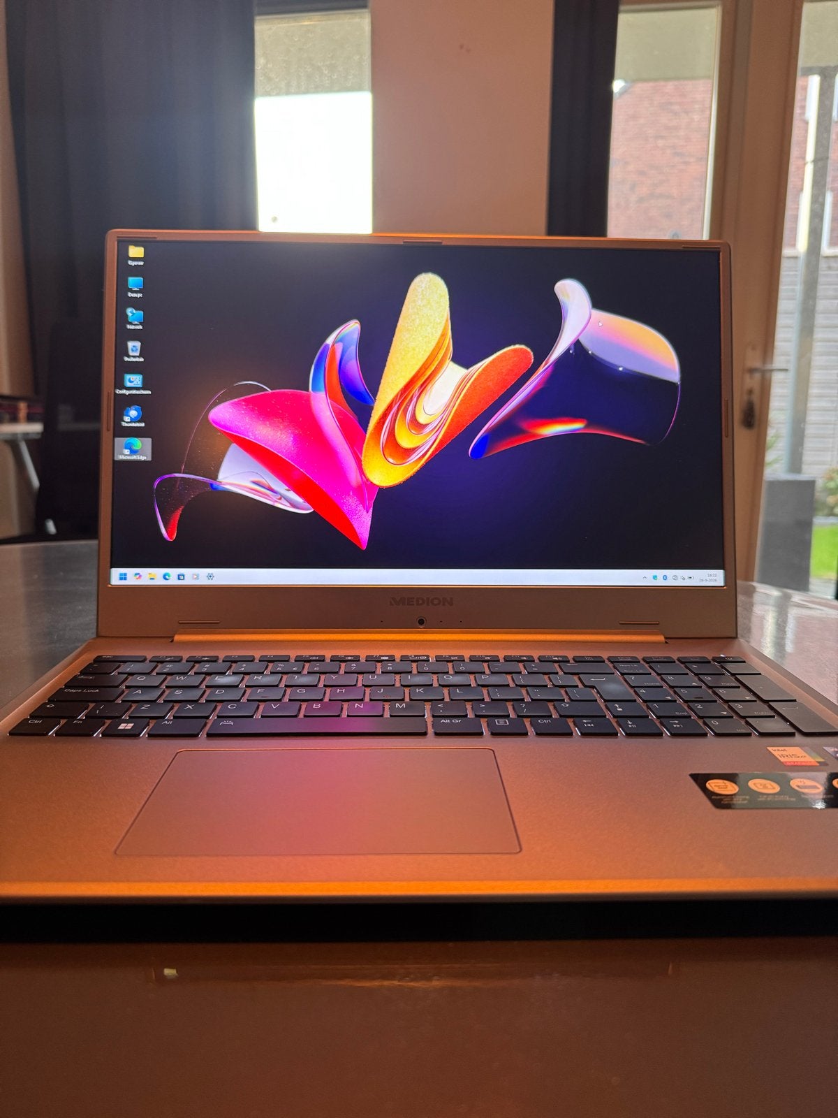 Medion Laptop - Intel Core i7, Iris Xe Graphics, Full HD, Met videokaart, 8 GB, Ophalen of Verzenden, Zo goed als nieuw