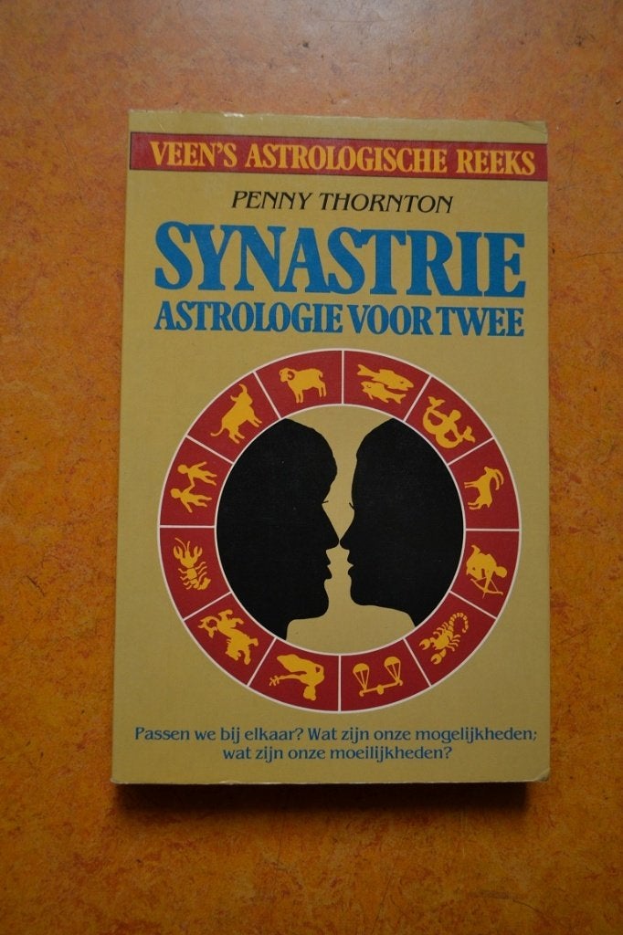Synastrie: astrologie voor twee, Gelezen, Achtergrond en Informatie, Astrologie, Ophalen of Verzenden