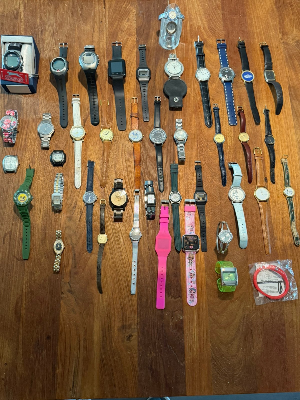 Lotje horloges 43st., Verzenden, Overige materialen, Overige merken
