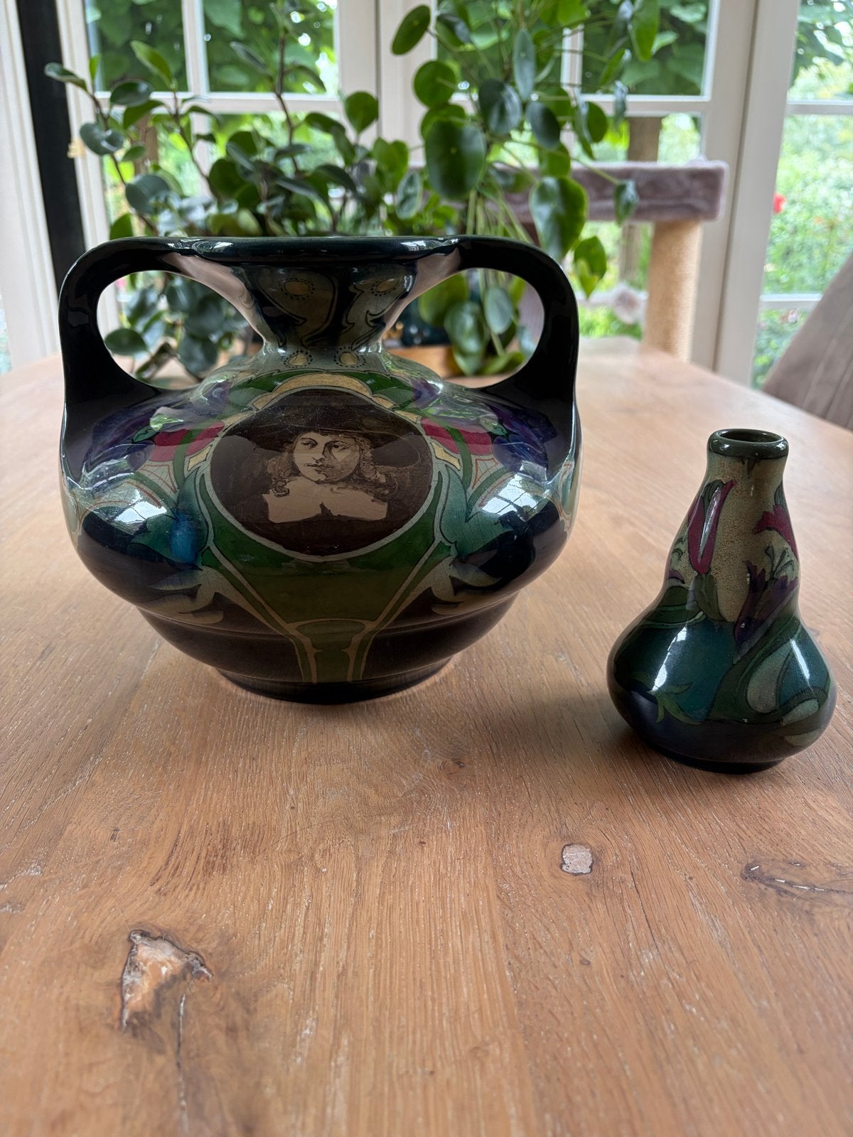 Unieke Art Nouveau vaas - Plateelbakkerij Zuid-Hol, Antiek en Kunst, Ophalen of Verzenden