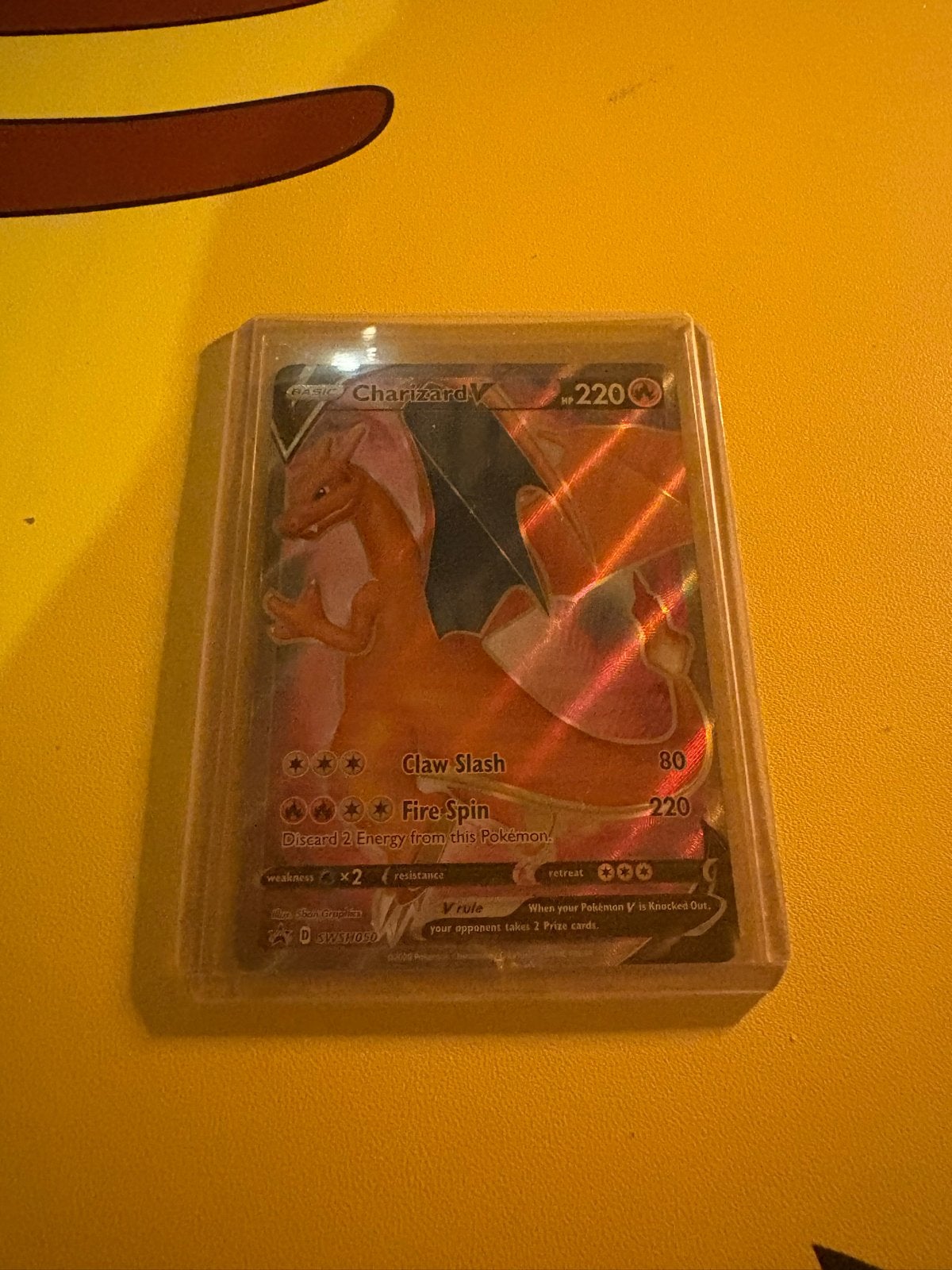 Charizard VMAX Pokémon kaart - Zo goed als nieuw, Ophalen of Verzenden, Zo goed als nieuw, Losse kaart, Foil