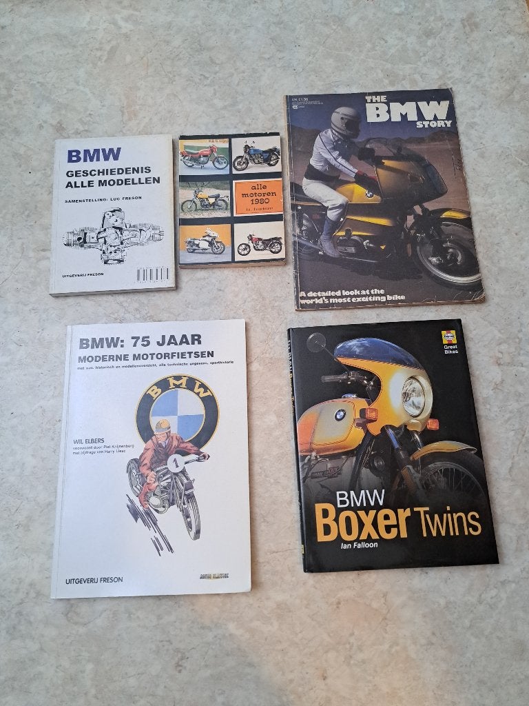 4x BMW boek, 1x pocket alle motoren 1980 (1koop), Boeken, Ophalen of Verzenden, Gelezen, Diverse auteurs