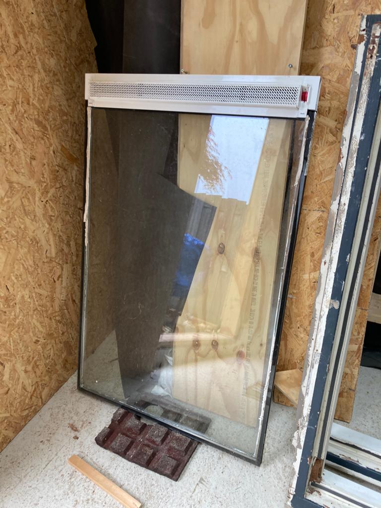 Raam HR++ met duco ventilatierooster, 107,8 x 70,2, Ophalen, Gevelraam of Ruit, Gebruikt, 80 tot 120 cm
