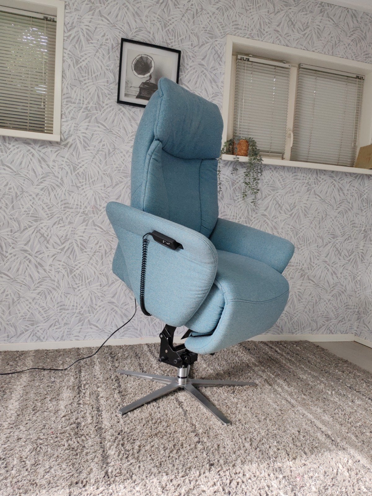 Meubelzorg Blaize sta op stoel relax fauteuil met garantie, Minder dan 75 cm, Ophalen of Verzenden, Zo goed als nieuw, Stof