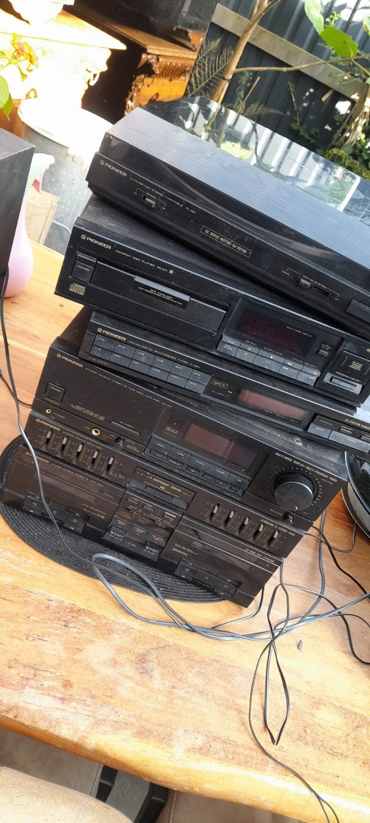 Pioneer Stereo Installatie met Platenspeler en Speakers