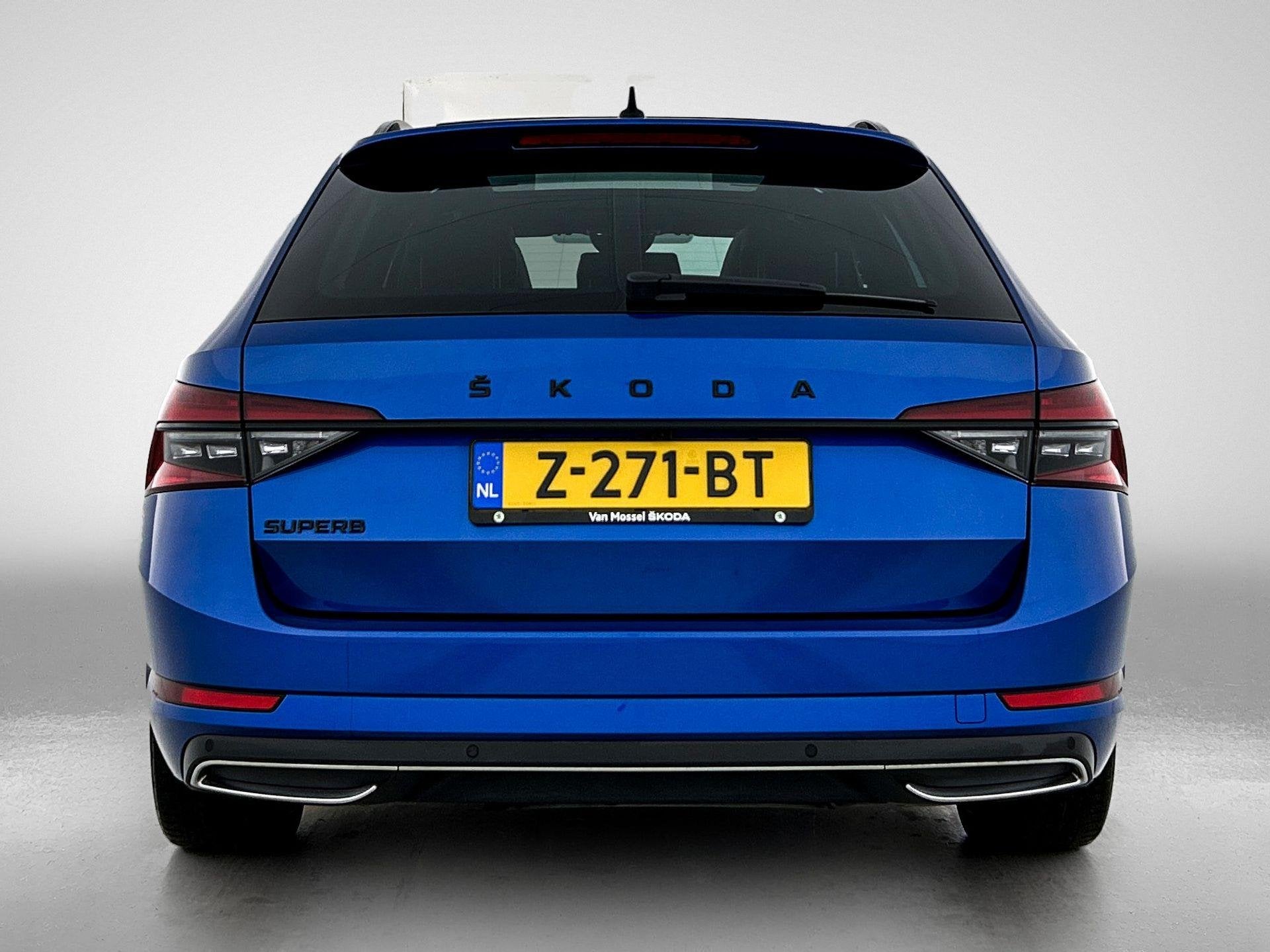 Skoda Superb Combi 1.5 TSI ACT Sportline Business | PANO SCH, Auto's, Skoda, 12 maanden, Startonderbreker, 1498 cc, 4 cilinders