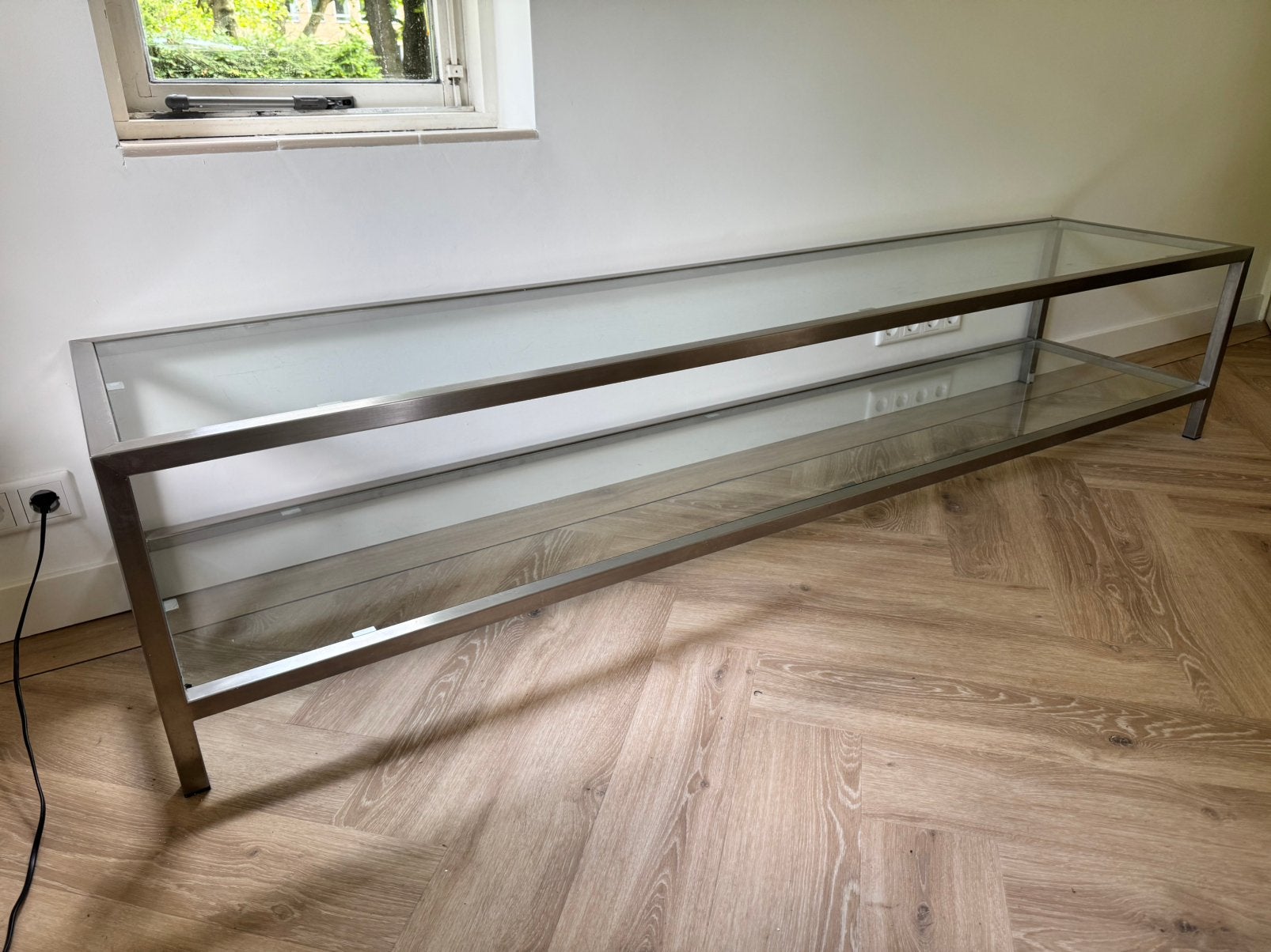 RVS/ Glazen dressoir, Ophalen, Met plank(en), Zo goed als nieuw, 200 cm of meer
