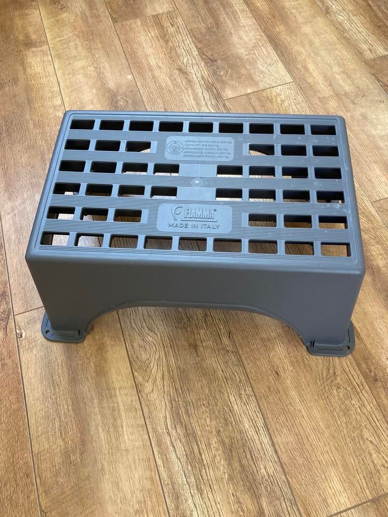 Opstapje voor caravan Fiamma Step Magnum, Caravans en Kamperen, Ophalen, Zo goed als nieuw