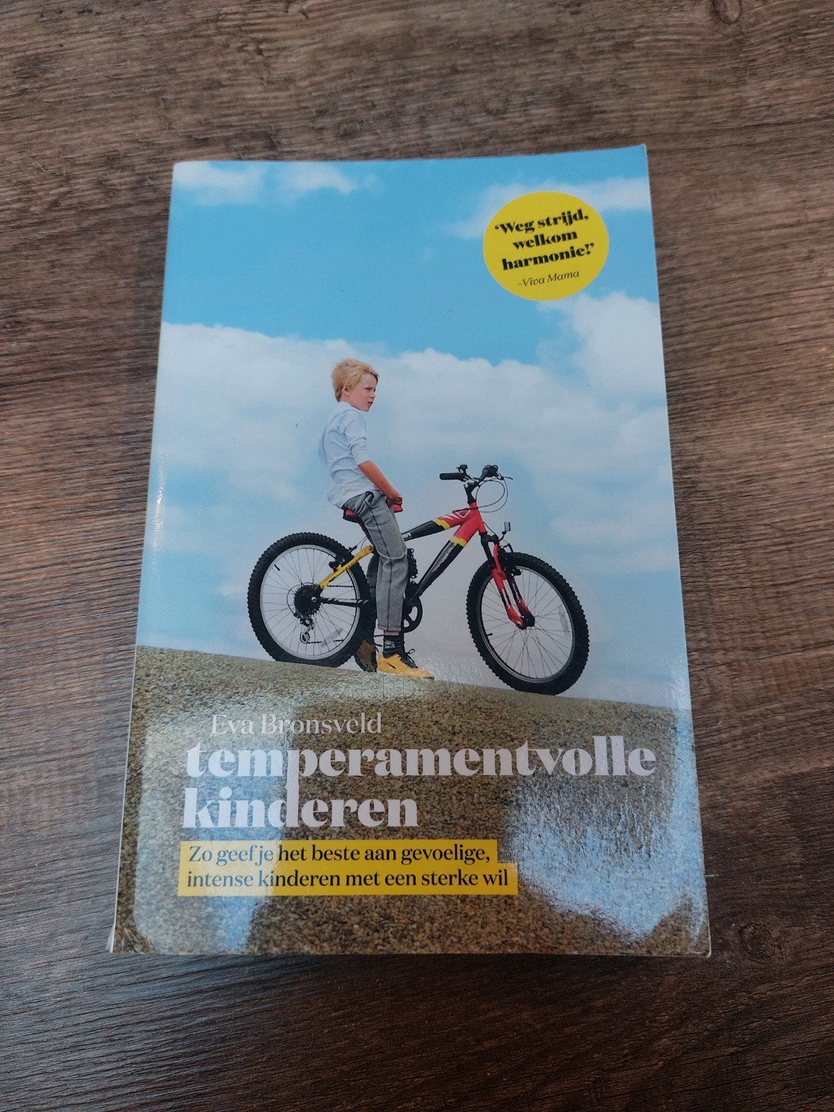 Temperamentvolle kinderen - Eva Bronsveld, Ophalen of Verzenden, Gelezen, Opvoeding 6 tot 10 jaar, Eva Bronsveld