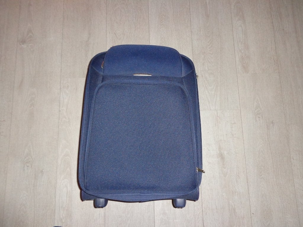 Delsey koffer  hoogte:52 cm breedte: 38 cm diepte: 26 cm, Gebruikt, 50 tot 60 cm, Hard kunststof, Wieltjes