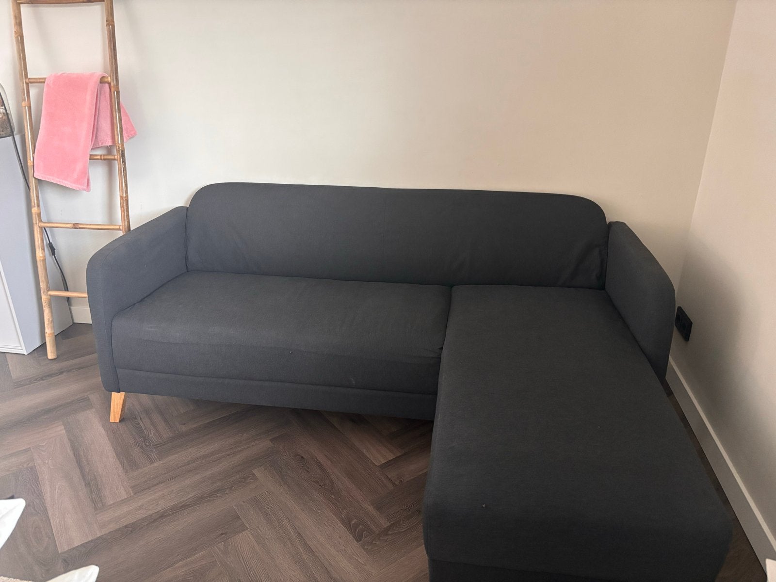 IKEA LINANÄS bank met chaise longue, donkergrijs, Ophalen, 125 tot 150 cm, Driepersoons, Zo goed als nieuw