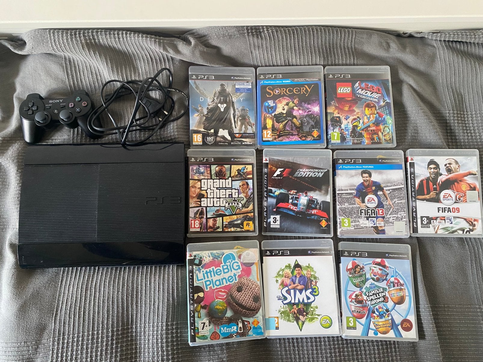 Playstation 3 Super slim + controller & 10 spellen, Spelcomputers en Games, Ophalen of Verzenden, Zo goed als nieuw, 500 GB, Met 1 controller
