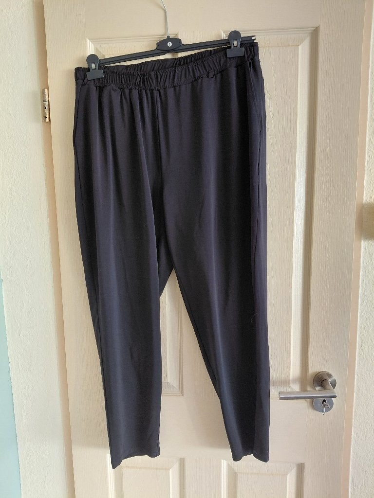 Heerlijke zwarte damesbroek maat 48, Zwart, Ophalen of Verzenden, Zo goed als nieuw, MS Mode