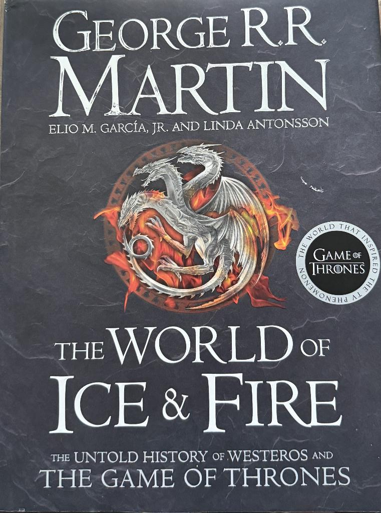 George R.R. Martin  The world of Ice & Fire   The Untold, Ophalen of Verzenden, Zo goed als nieuw