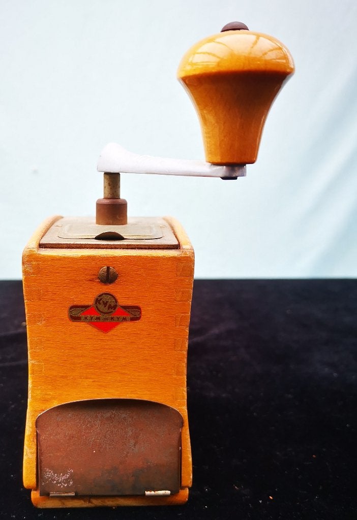 Vintage KYM hand Koffiemolen schootmolen koffiebonen mancave, Ophalen of Verzenden