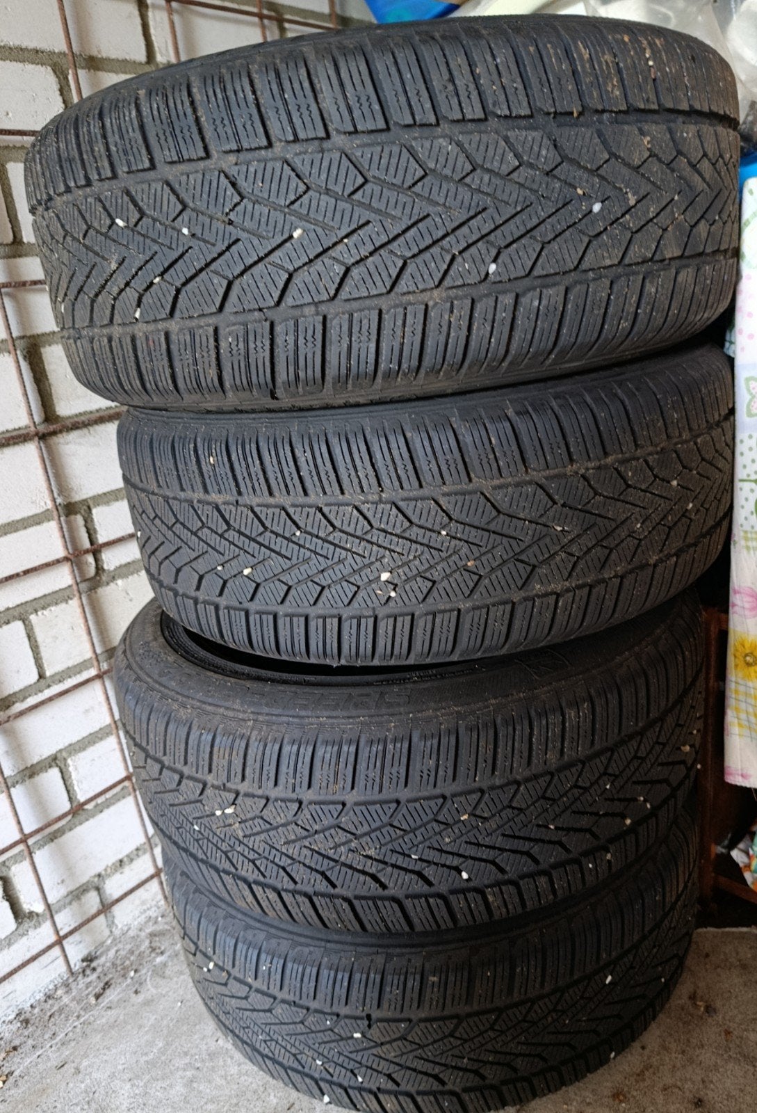 Winterbanden 225/50 R17 Semperit met stalen velgen, Auto-onderdelen, Ophalen, Gebruikt, Banden en Velgen, 17 inch