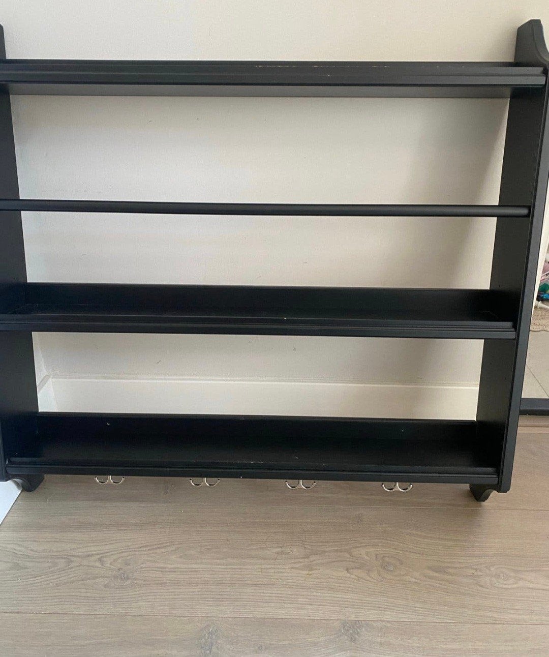 IKEA bordenrek (zwart) - Helaas te groot voor onze keuken, Ophalen, Zo goed als nieuw