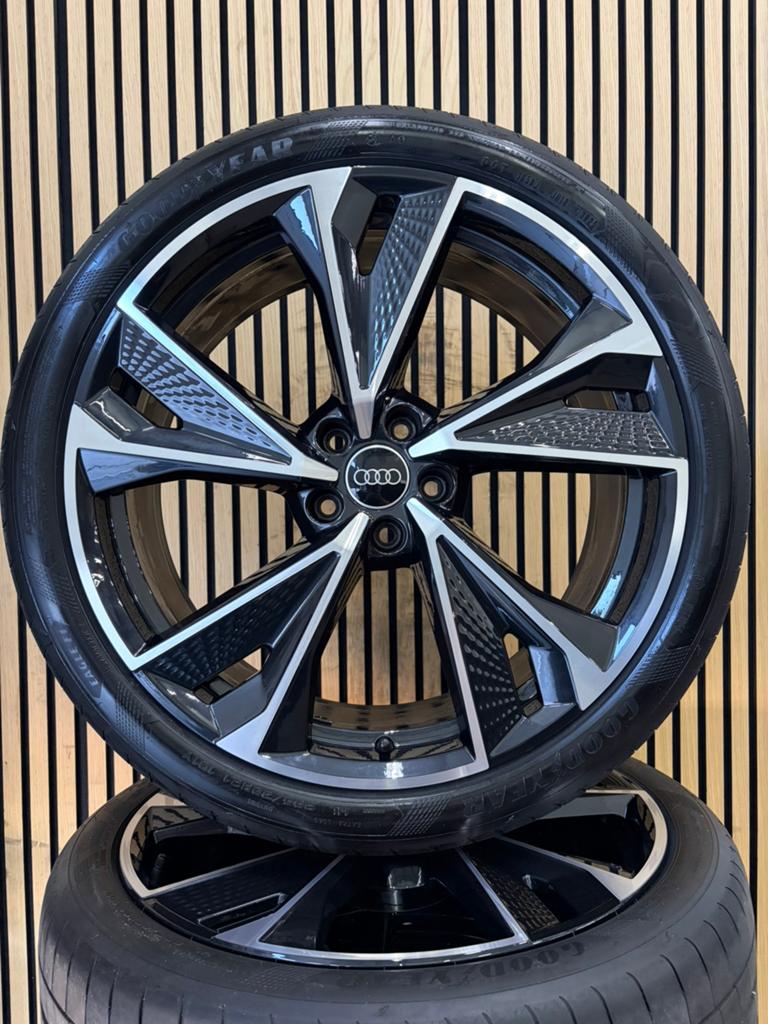 Originele 21” Audi Sport A6 S6 C8 Zomerbanden Zomerset, Audi, Gebruikt, 255 mm, .