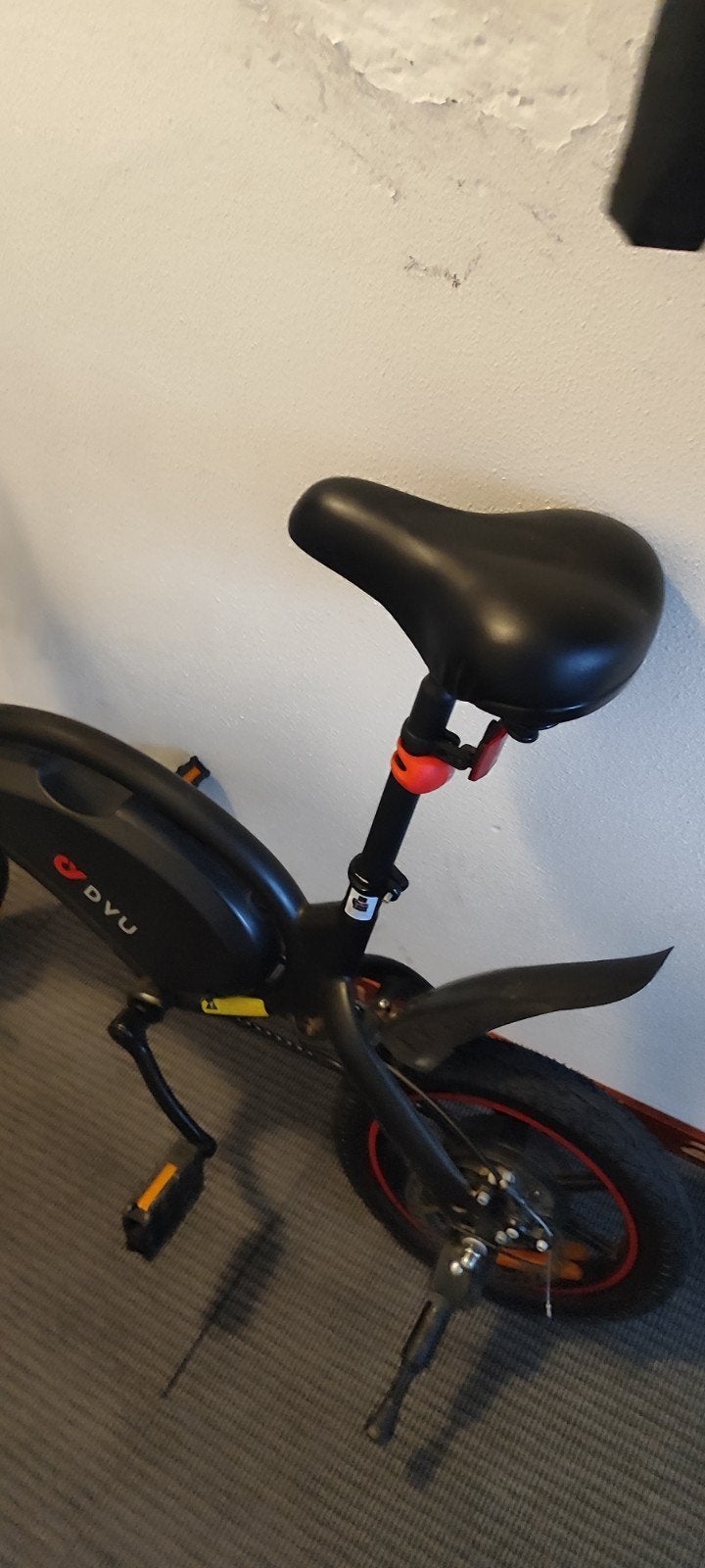 Dyu d3f windgoo, Fietsen en Brommers, Fietsen | Vouwfietsen, Ophalen of Verzenden, Zo goed als nieuw, 14 tot 16 inch