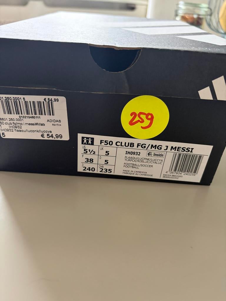 Nieuwe Adidas F50 Club FG/MG J Messi voetbalschoenen, Ophalen of Verzenden, Nieuw, Schoenen