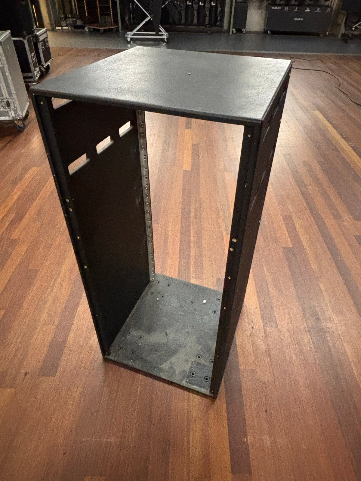 Lege 19 inch rackkast voor apparatuur, Ophalen, Gebruikt