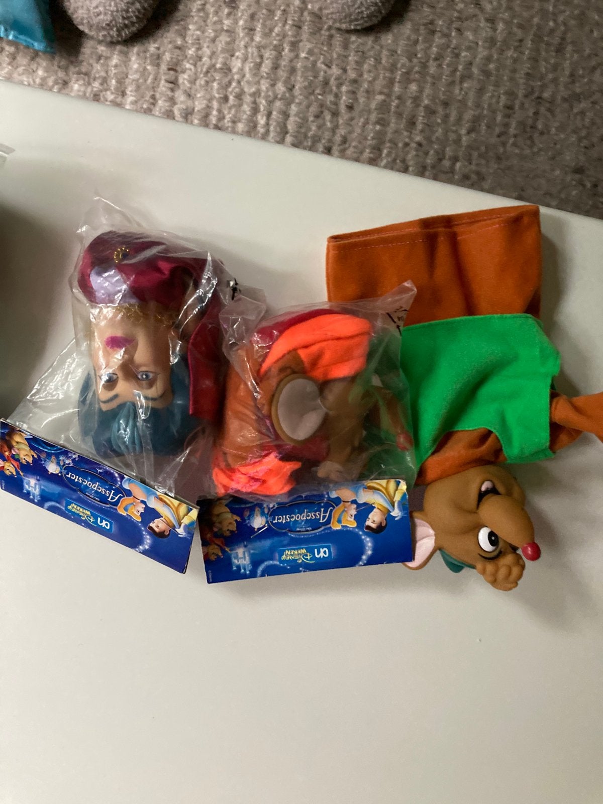 Handpoppen Assepoester en Aladdin, Ophalen of Verzenden, Zo goed als nieuw, Jongen of Meisje