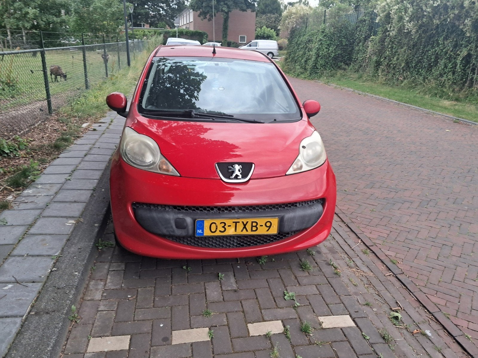 Peugeot 107 1.0 12V 5DR 2008 Rood, Auto's, Voorwielaandrijving, 4 stoelen, 68 pk, Handgeschakeld