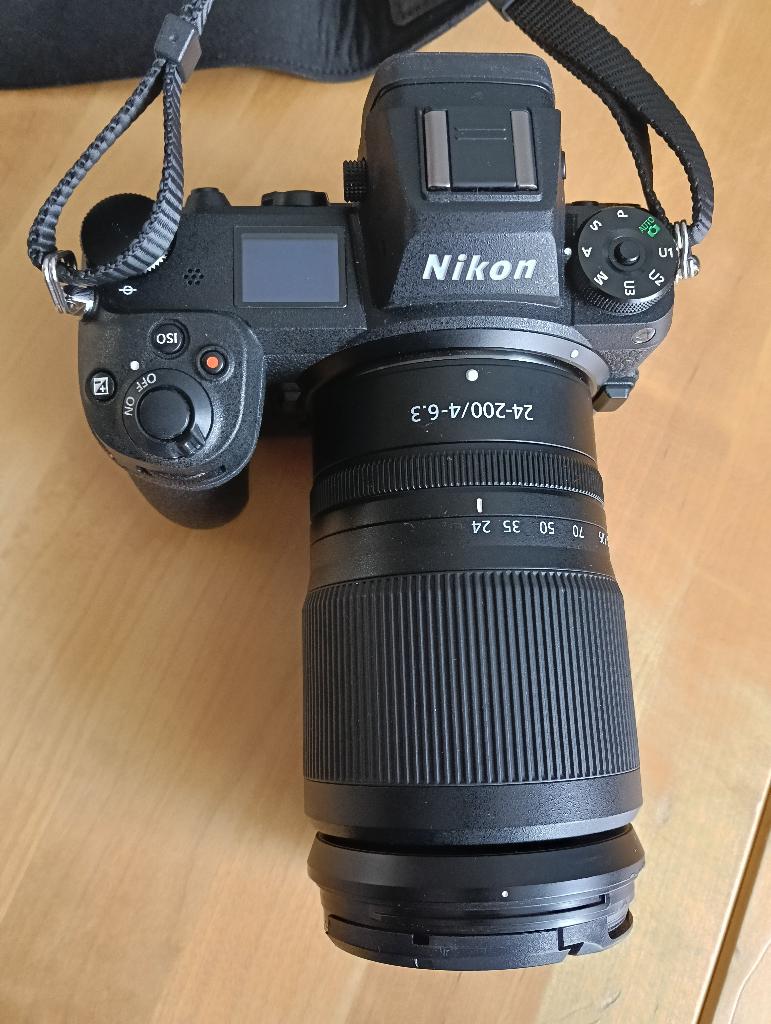 Nikon Z6 II + 24-200mm VR  - Garantie 2026  + Mega Pakket, Spiegelreflex, Ophalen of Verzenden, Zo goed als nieuw, Nikon