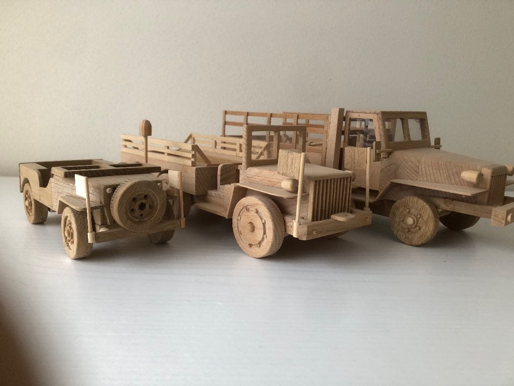 Diverse Legervoertuig WW ll GMC, Jeep en Dodge WC 64, Ophalen of Verzenden, Landmacht, Nederland, Miniatuur of Beeldje
