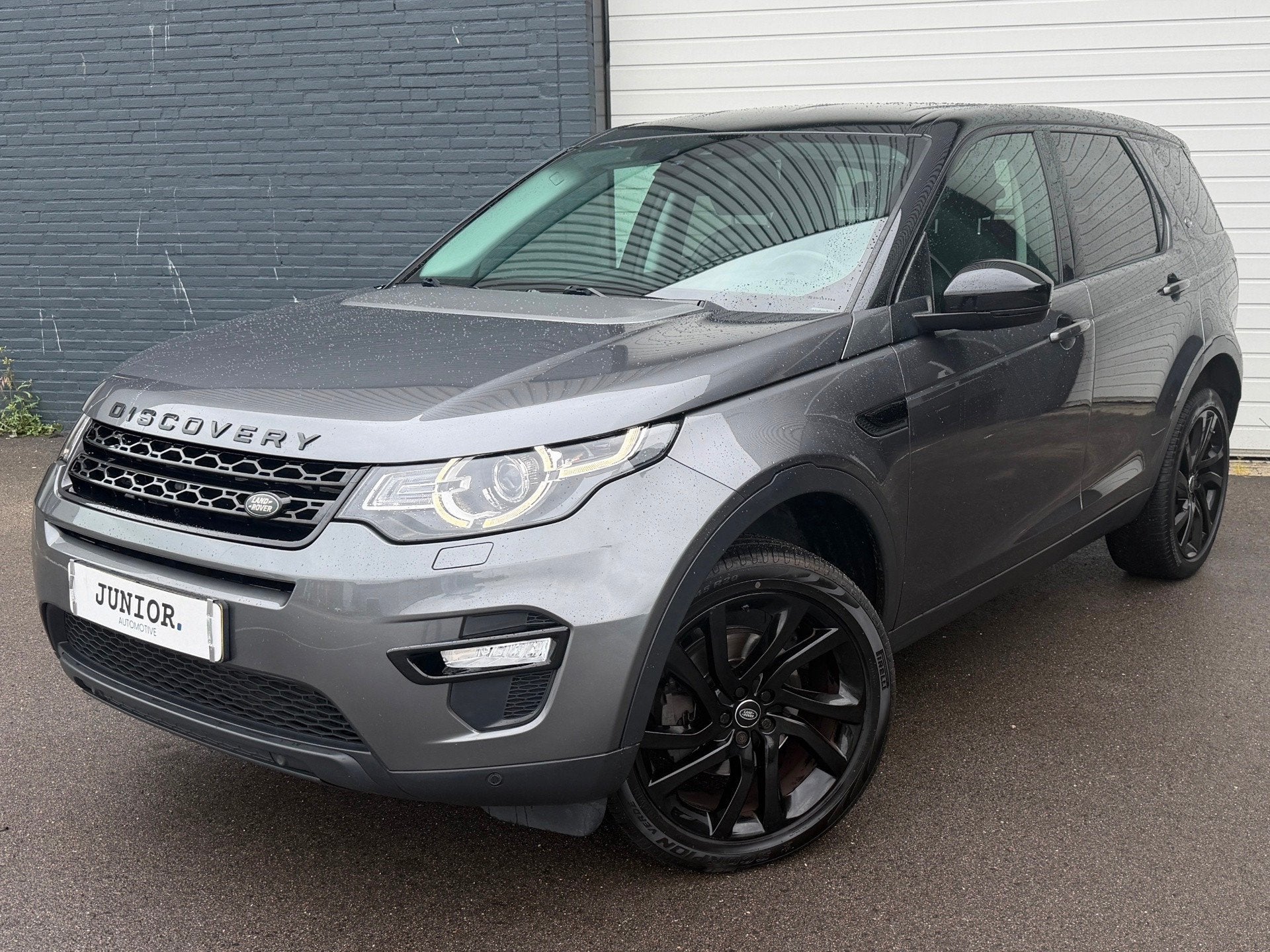 Land Rover Discovery Sport 2.0 Si4 4WD HSE Luxury AUTOMAAT/L, Auto's, Automaat, Gebruikt, 4 cilinders, 2000 kg