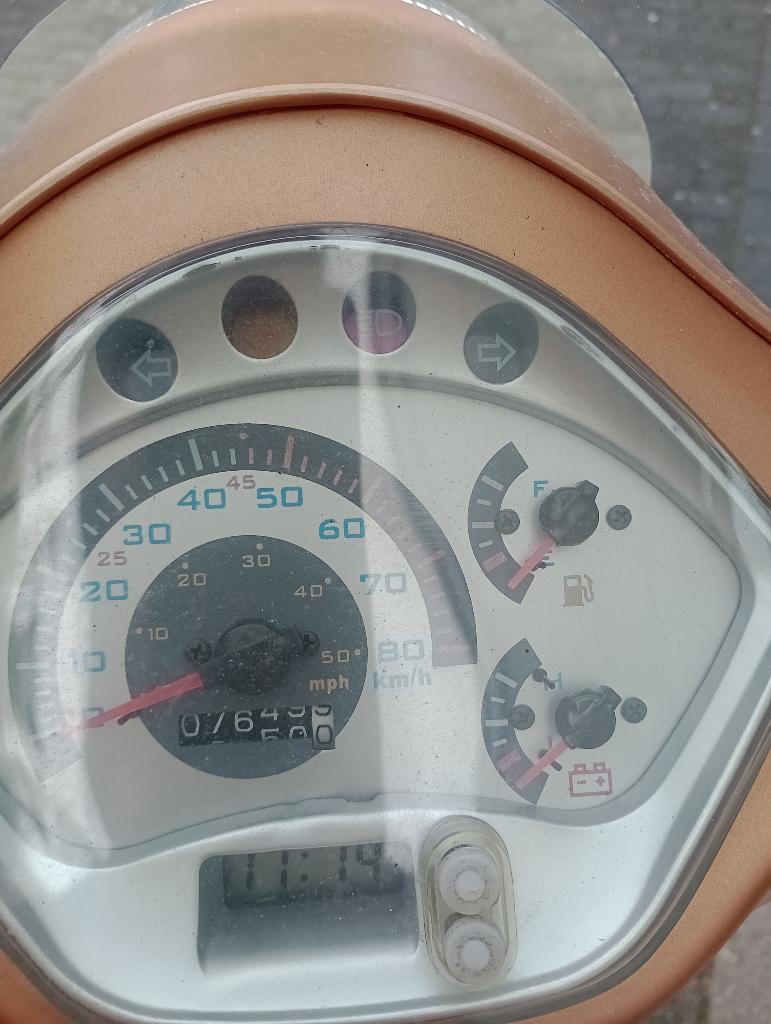 Scooter turbho Y9 RL-50, Fietsen en Brommers, Ophalen, Gebruikt, Maximaal 45 km/u, Turbho