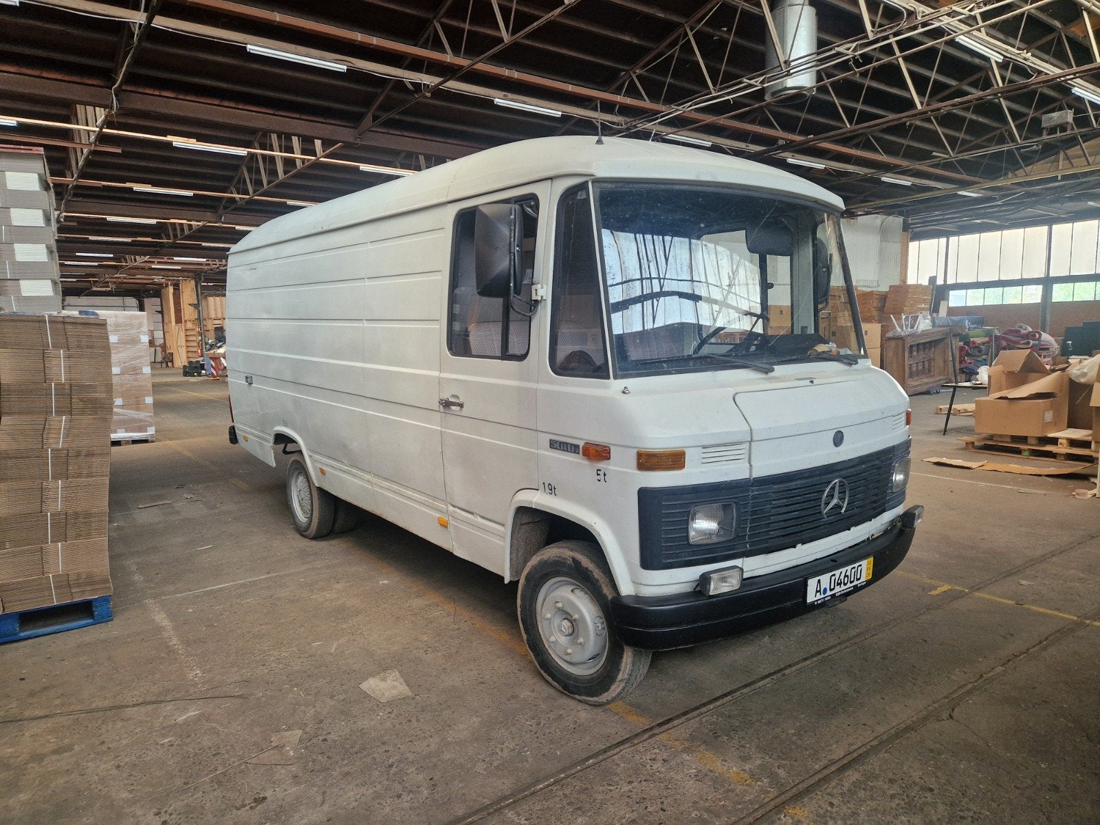 Mercedes 508D Bjr 1983 rijbewijs B, Caravans en Kamperen, Campers, Particulier, Buscamper of Camperbus, Mercedes-Benz