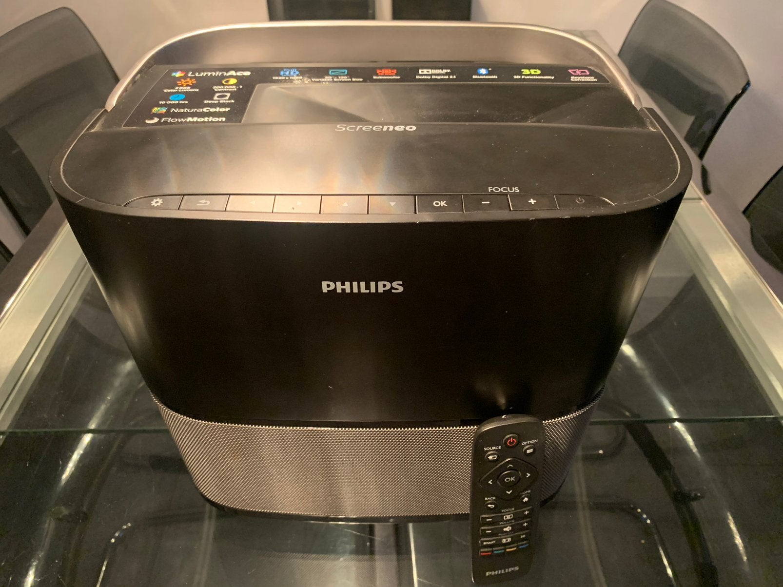 Philips Screeneo Full-HD/Ultra Short Throw/Bluetooth/WiFi/, Ophalen of Verzenden, Zo goed als nieuw, Overige technologieën, Full HD (1080)