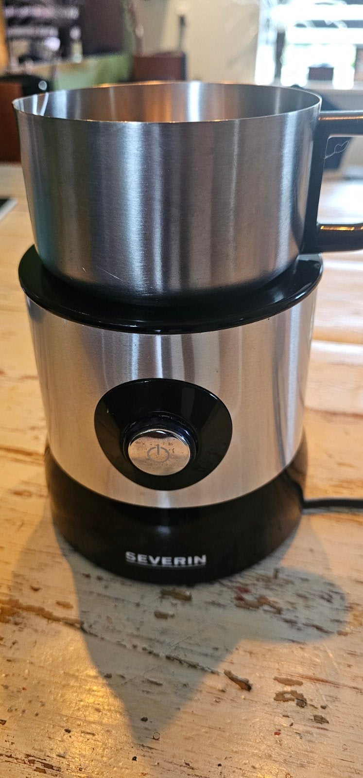 Severin Melkopschuimer - RVS - Perfect voor Cappuccino, Ophalen of Verzenden, Zo goed als nieuw, Elektrische melkopschuimer