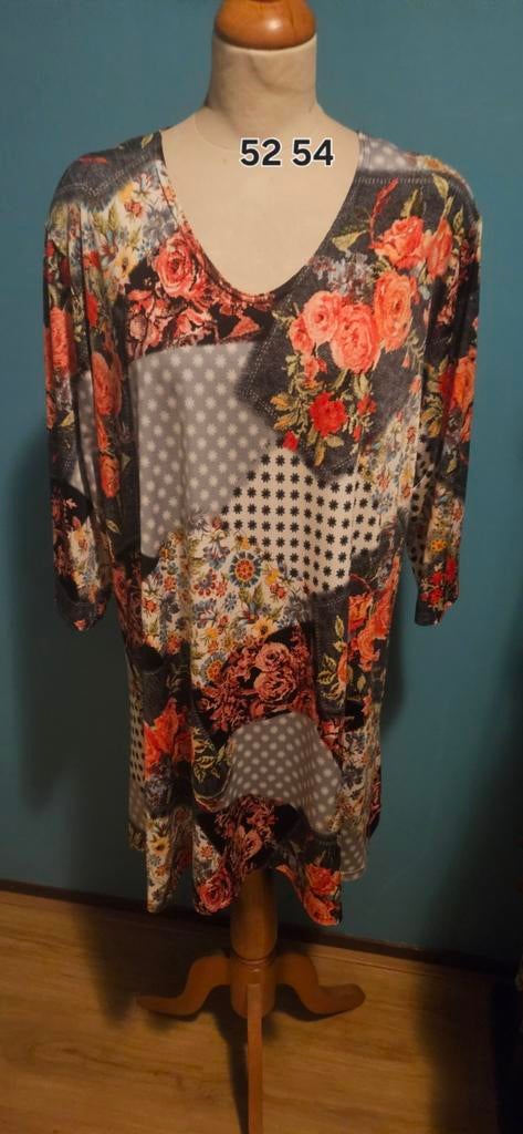 Magna Tuniek/Shirt met Bloemmotief - Maat 52/54, Kleding | Dames, Overige kleuren, Blouse of Tuniek, Nieuw, Ophalen of Verzenden