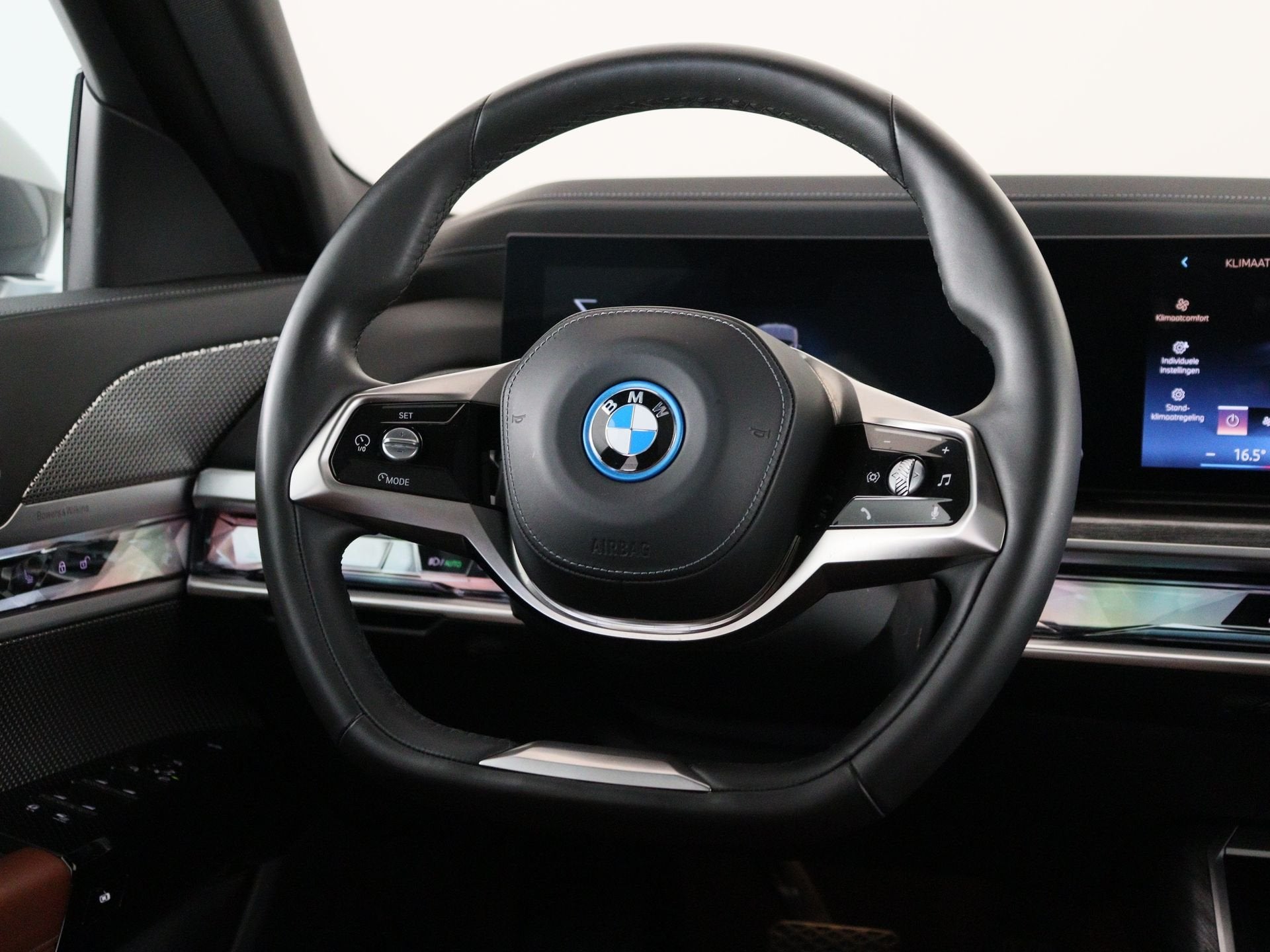BMW i7 xDrive60 106 kWh Accu SoH 96% (bj 2022, automaat), Auto's, BMW, Gebruikt, 573 min, 137 €/maand, Vierwielaandrijving