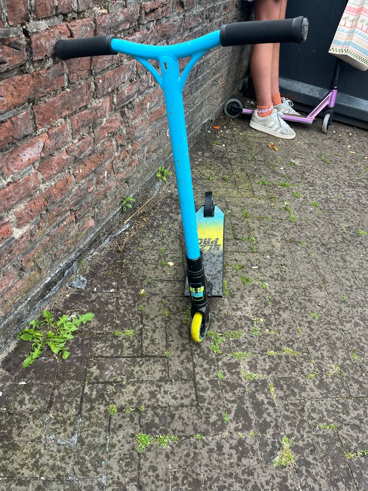 BLZR PRO Stuntstep - Blauw/Geel, Ophalen, Gebruikt, Gewone step