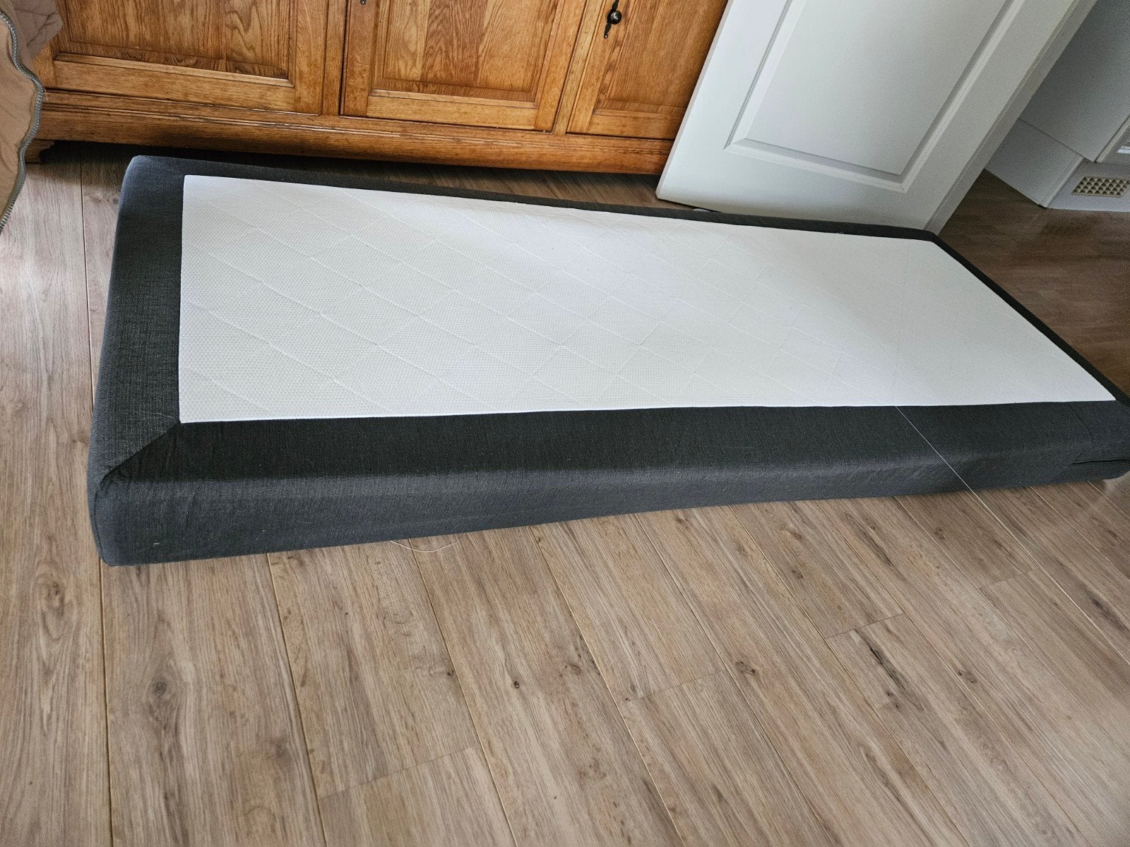 Zo goed als nieuw eenpersoons boxspring - 90x200 cm, Ophalen, Eenpersoons, 190 cm of minder, Zo goed als nieuw