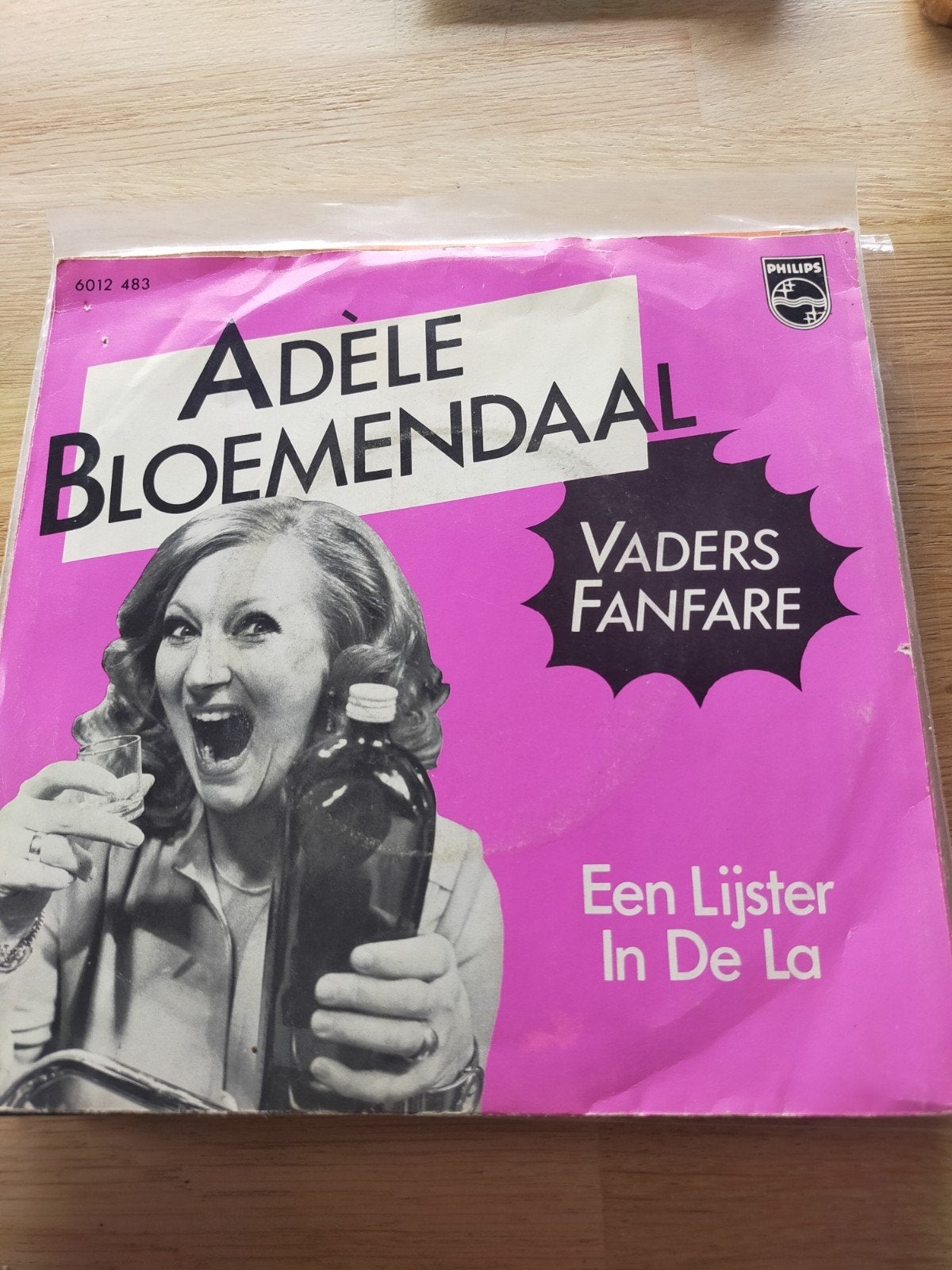 Adèle Bloemendaal , vaders fanfare / een lijster in de la, Ophalen of Verzenden, Zo goed als nieuw, Nederlandstalig