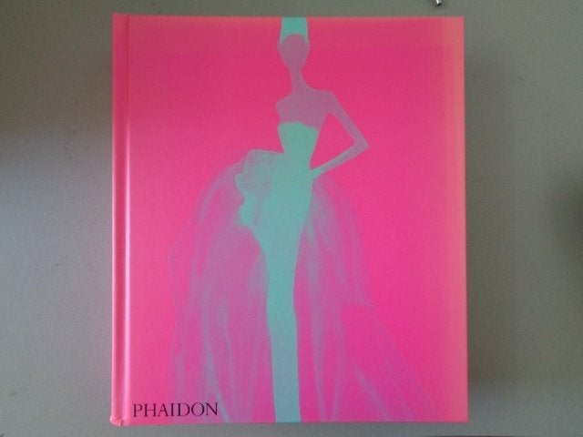 The Fashion Book - Phaidon, Ophalen of Verzenden, Zo goed als nieuw, Phaidon, Mode algemeen